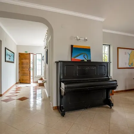 Holiday home Moradia Com Piscina *